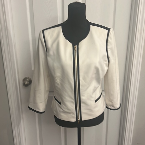 Calvin Klein Blazer - Picture 2 of 3